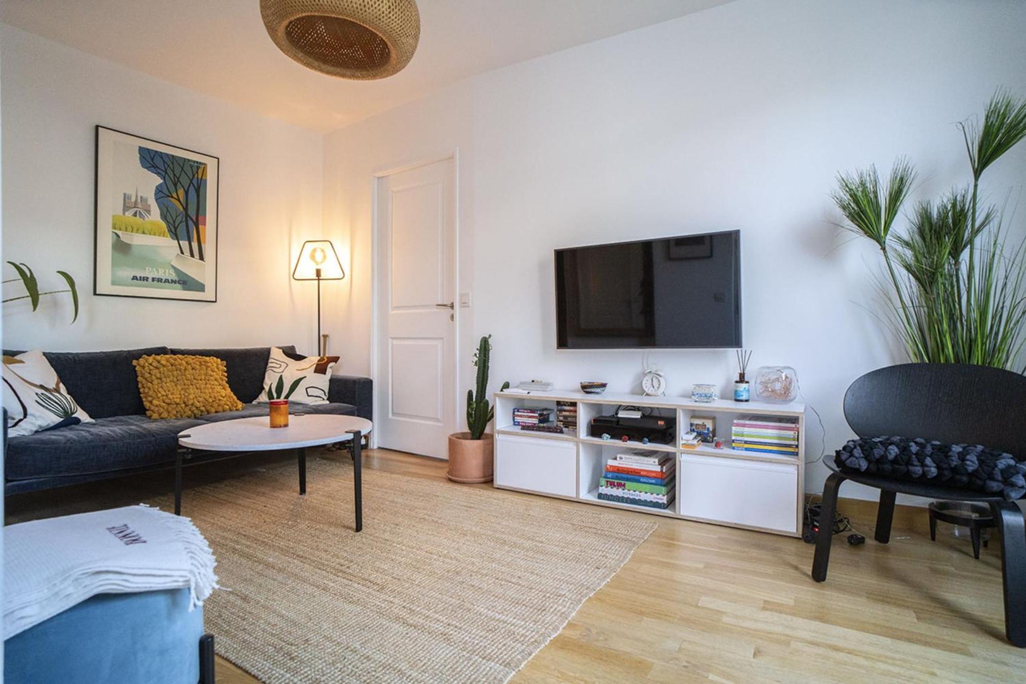 Appartement Bright 37m For 2 With Balcony In Paris! *